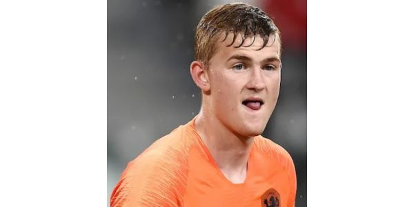 Hollanti vs Latvia kotona, Matthijs de Ligt pelaa Hollanti vs Latvia kotona, Matthijs de Ligt pelaa